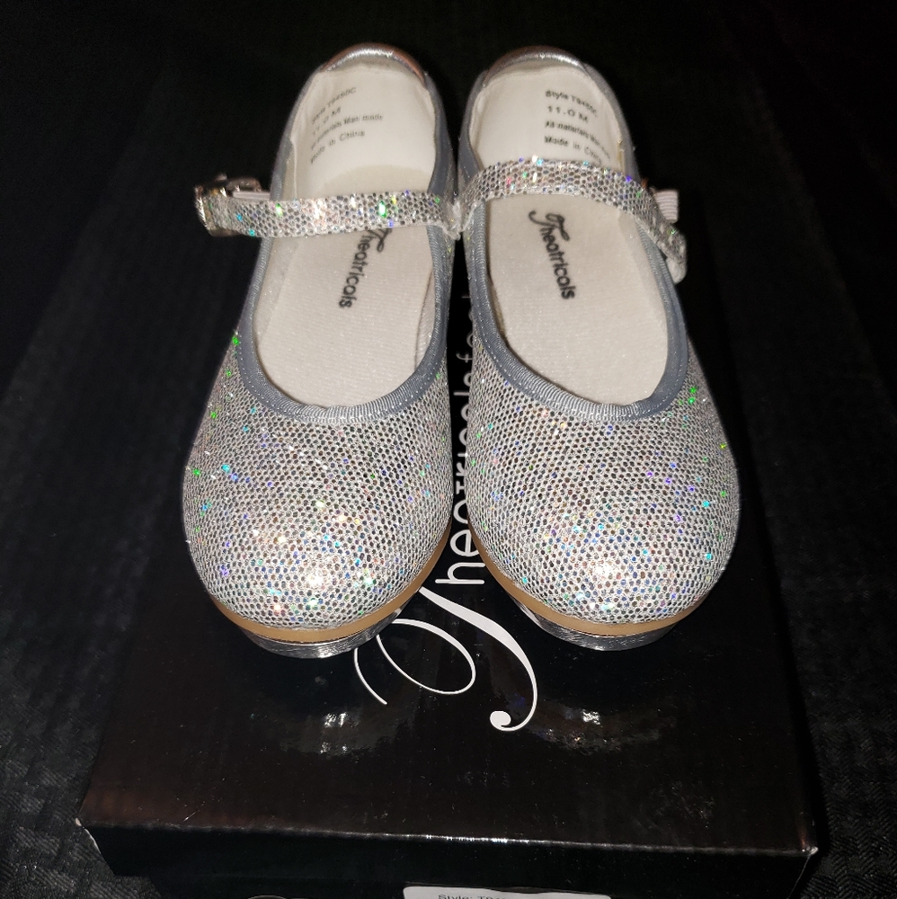 NIB Silver Glitter Tap Shoes